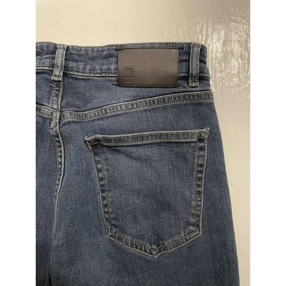 DL1961 29 x 30 Avery Modern Straight RENDER Dark Wash Flex Denim Jeans‎